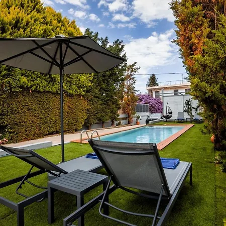 Luxury Hestia Grey With Private Pool *