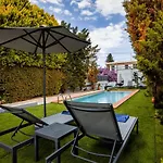 Hestia Grey With & Private Pool *