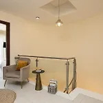 Villa Hestia Grey With & Private Pool